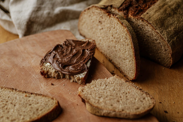 Helles Mischbrot mit Sauerteig Rezept