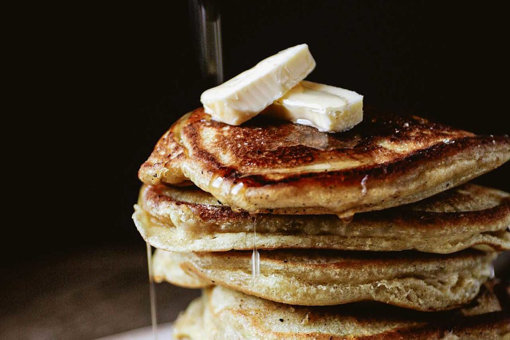 Das beste Rezept für Sauerteig-Pancakes mit Auffrischresten: luftig, locker und ganz einfach!